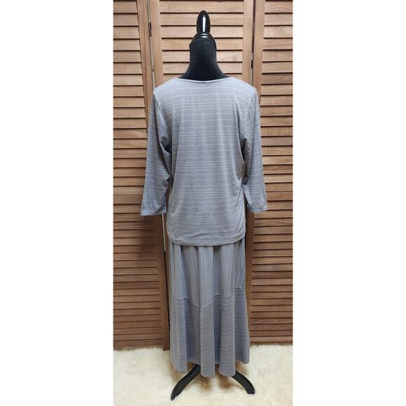 Chalet Women's Gray Striped Midi Skirt 3/4 Sleeve Top Set Size Large Made In USA - Picture 7 of 9